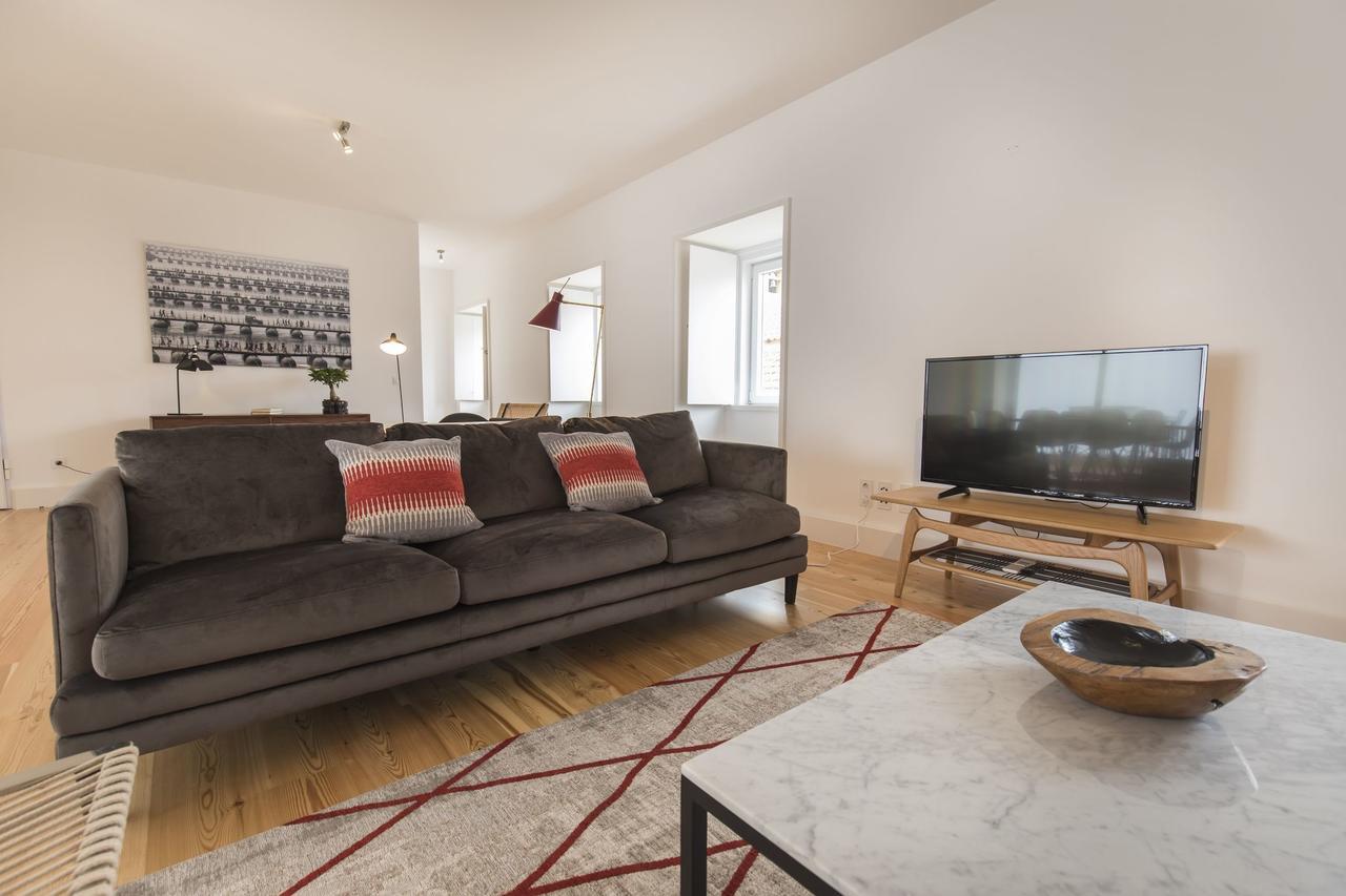 Lovelystay - Chic, Citrus Home - Private Garden Lisboa Eksteriør billede