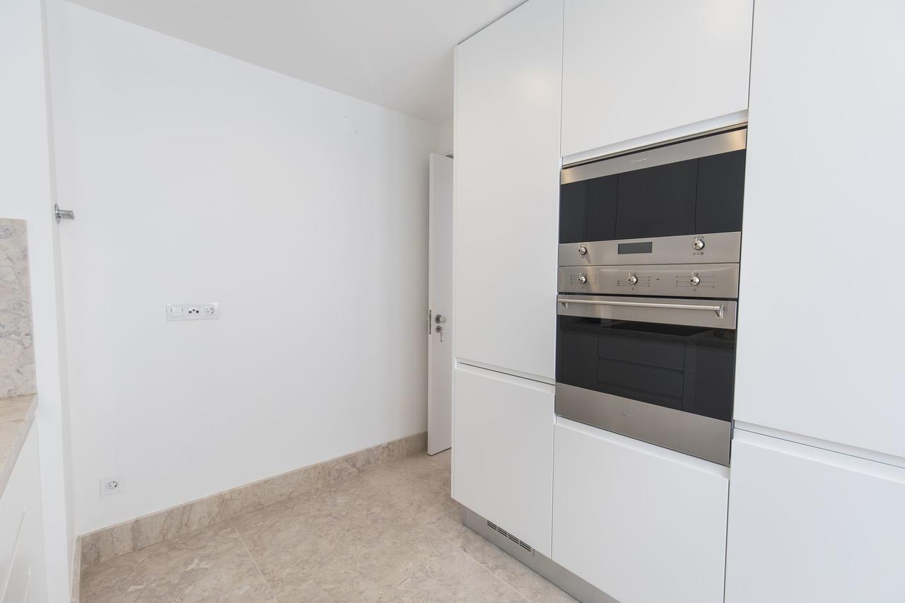 Lovelystay - Chic, Citrus Home - Private Garden Lisboa Eksteriør billede