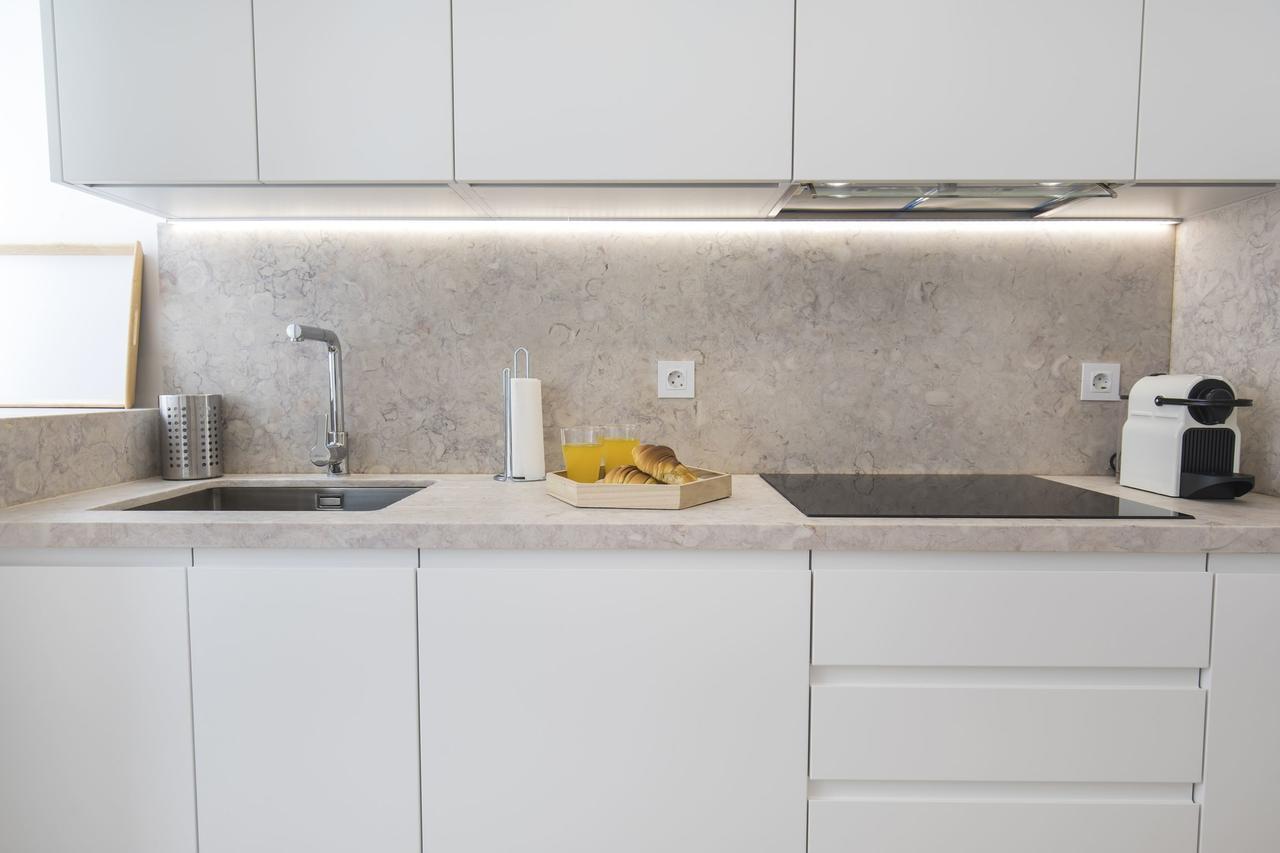 Lovelystay - Chic, Citrus Home - Private Garden Lisboa Eksteriør billede