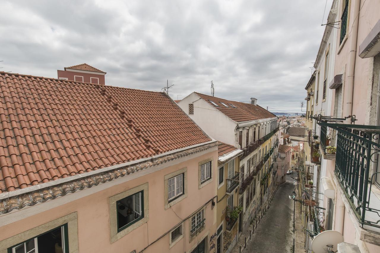 Lovelystay - Chic, Citrus Home - Private Garden Lisboa Eksteriør billede